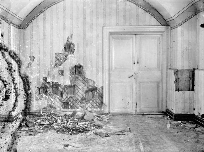 Подвал дома Ипатьева, Екатеринбург. В ночь с 16 на 17 июля 1918 г. здесь был расстрелян вместе с семьей и домочадцами император Николай II 