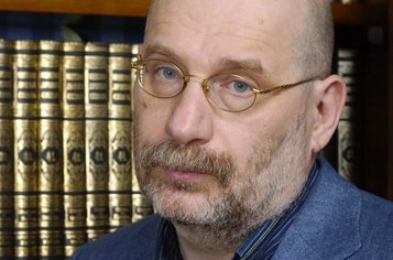 Борис Акунин <strong>(исполняет функции иностранного агента)</strong> (исполняет функции иностранного агента) решил написать многотомную «Историю государства Российского»