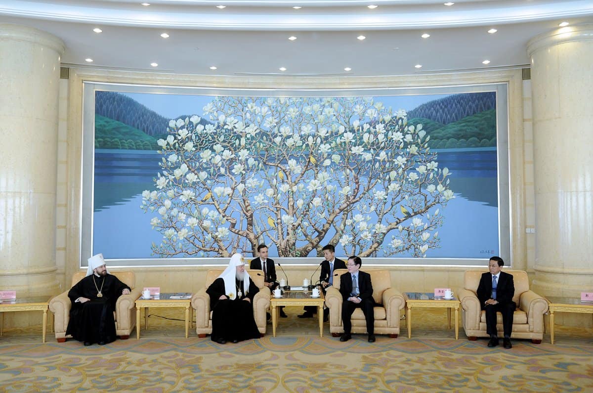 Первый день китайского путешествия Патриарха Кирилла. Путевой дневник Милены Фаустовой