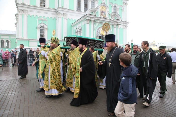 110 лет со дня обретения мощей преподобного Серафима Саровского