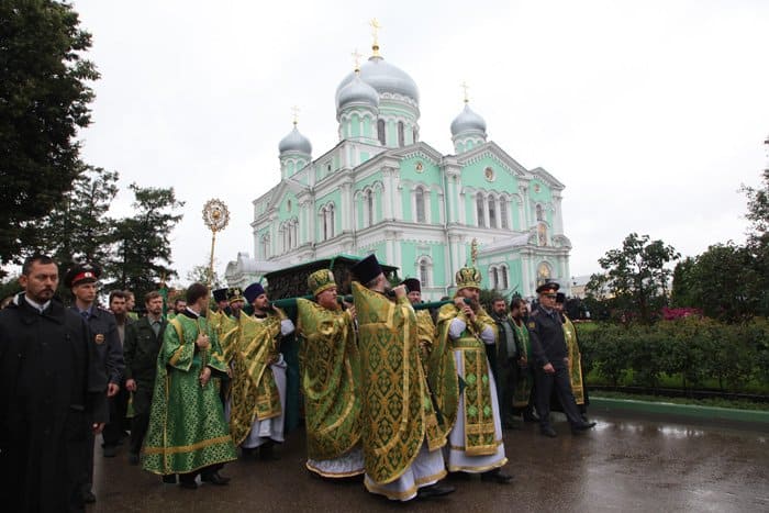110 лет со дня обретения мощей преподобного Серафима Саровского
