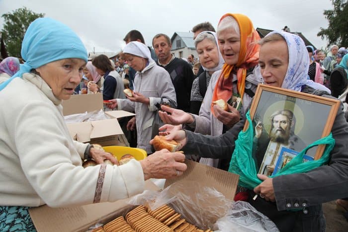 110 лет со дня обретения мощей преподобного Серафима Саровского