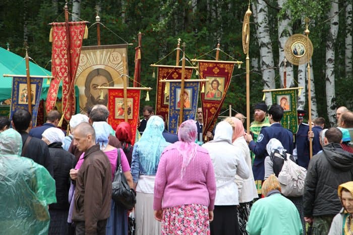 110 лет со дня обретения мощей преподобного Серафима Саровского