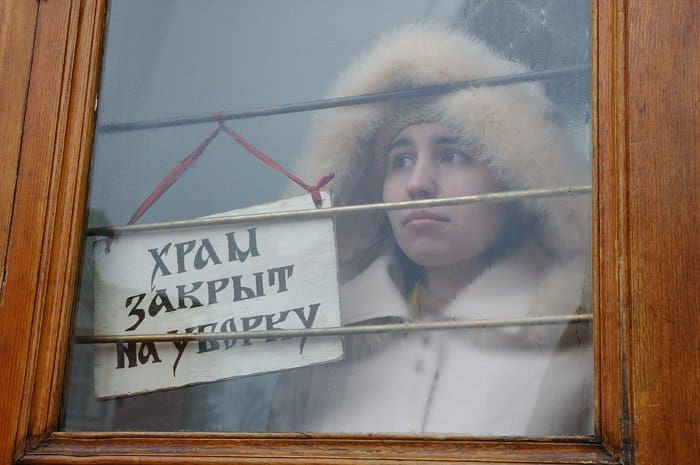 Женщина в Церкви да молчит…